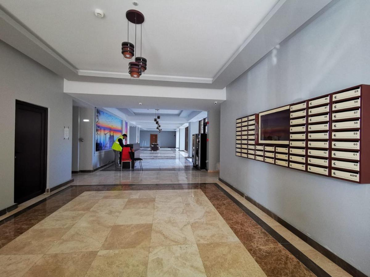 Paradis Apartments - By The Lake Mamaia Exterior photo